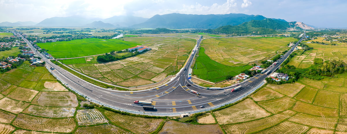 Khải sát cao tốc Vân Phong - Nha Trang trước ngày thông xe toàn tuyến - Ảnh 24 Khải sát cao tốc Vân Phong - Nha Trang trước ngày thông xe toàn tuyến - Ảnh 24