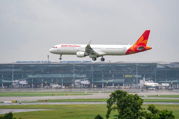 Học viện Hàng không Mặt trời không chỉ đáp ứng nhu cầu đào tạo nguồn nhân lực cho Sun Phu Quoc Airways, mà sẽ trở thành trung tâm đào tạo hàng không hàng đầu khu vực, sẵn sàng cung cấp nguồn nhân sự chất lượng cao cho lĩnh vực này Học viện Hàng không Mặt trời không chỉ đáp ứng nhu cầu đào tạo nguồn nhân lực cho Sun Phu Quoc Airways, mà sẽ trở thành trung tâm đào tạo hàng không hàng đầu khu vực, sẵn sàng cung cấp nguồn nhân sự chất lượng cao cho lĩnh vực này