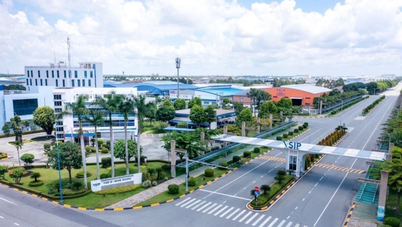 VSIP: Mỗi ngày thu lợi nhuận hơn 6,2 tỷ đồng - Ảnh 1 VSIP: Mỗi ngày thu lợi nhuận hơn 6,2 tỷ đồng - Ảnh 1