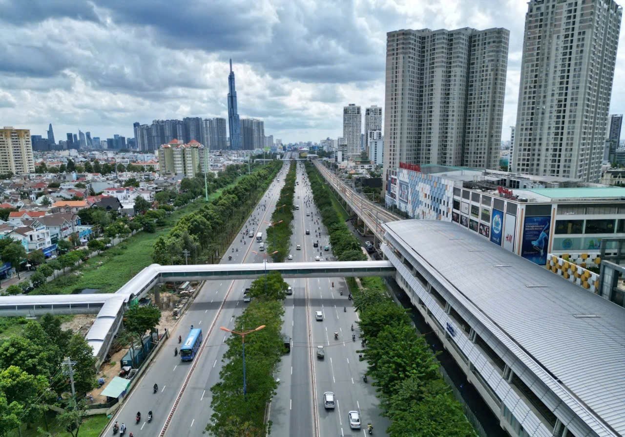 Nhiều 'đại bàng' tư nhân muốn đầu tư hạ tầng khu vực phía Nam - Ảnh 1 Nhiều 'đại bàng' tư nhân muốn đầu tư hạ tầng khu vực phía Nam - Ảnh 1