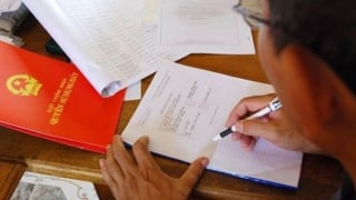 Hà Nội: Người dân nộp hồ sơ đất đai trực tuyến, nhận kết quả qua bưu chính từ 3/9 - Ảnh 1 Hà Nội: Người dân nộp hồ sơ đất đai trực tuyến, nhận kết quả qua bưu chính từ 3/9 - Ảnh 1