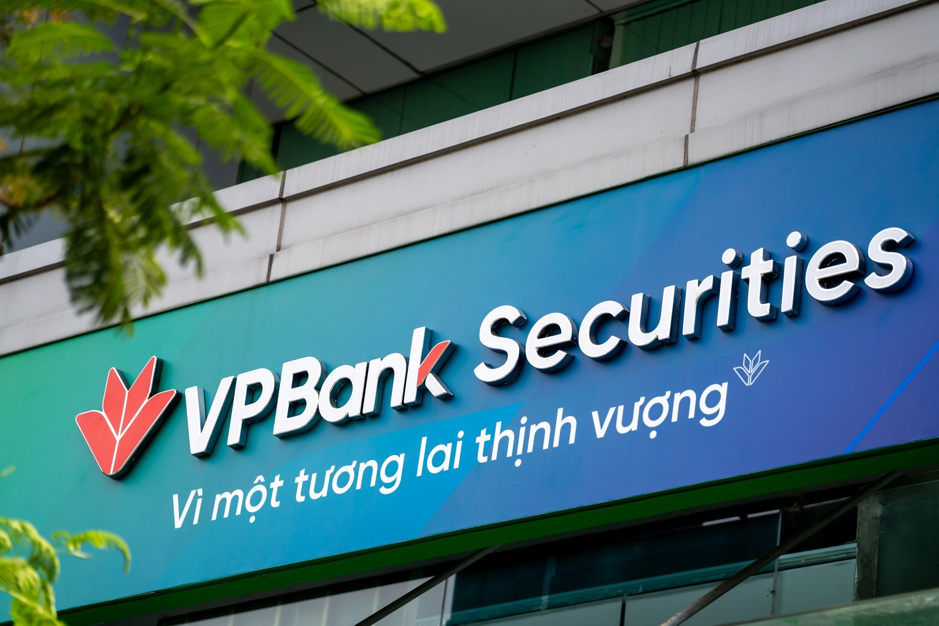 IPO VPBankS: Bán tối đa 25% cổ phần, mở room ngoại lên 100% - Ảnh 1 IPO VPBankS: Bán tối đa 25% cổ phần, mở room ngoại lên 100% - Ảnh 1