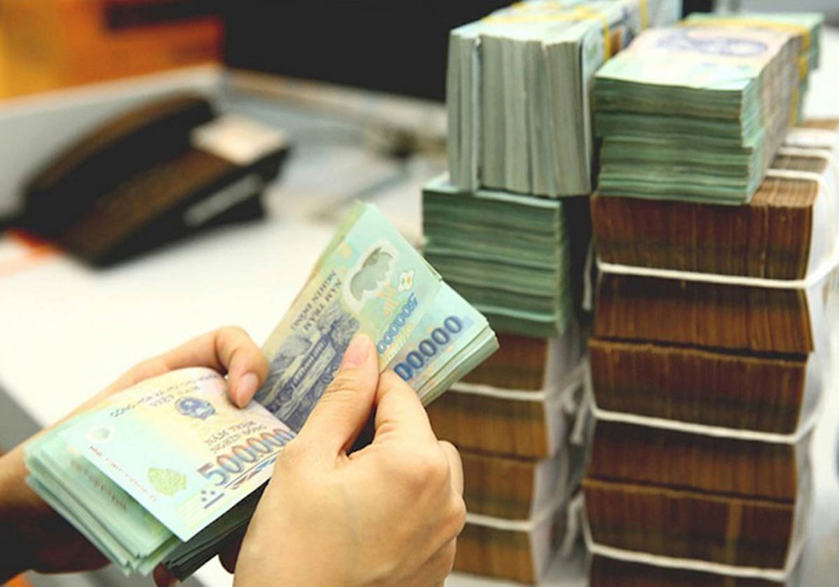 Ngân hàng sắp phải siết tỷ lệ an toàn vốn - Ảnh 1 Ngân hàng sắp phải siết tỷ lệ an toàn vốn - Ảnh 1