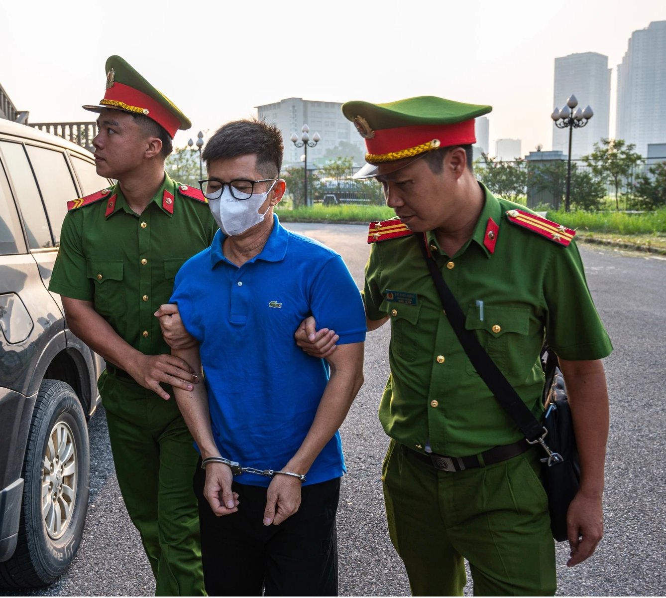 Bị cáo Nguyễn Duy Hưng (Chủ tịch Tập đoàn Thuận An) bị cáo buộc chủ mưu, cầm đầu. Bị cáo Nguyễn Duy Hưng (Chủ tịch Tập đoàn Thuận An) bị cáo buộc "chủ mưu, cầm đầu".