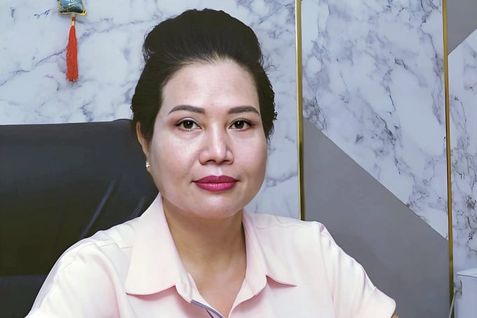 Bà Lê Thúy Hằng, cựu Tổng Giám đốc Công ty Vàng bạc Đá quý Sài Gòn (SJC). Bà Lê Thúy Hằng, cựu Tổng Giám đốc Công ty Vàng bạc Đá quý Sài Gòn (SJC).