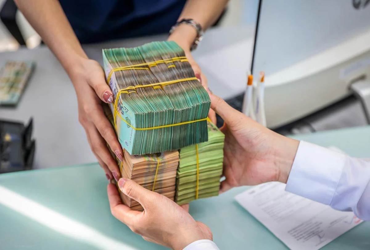 Tín dụng tăng mạnh: Hàng triệu tỷ bơm ra, nhiều cảnh báo lạm phát được phát đi - Ảnh 1 Tín dụng tăng mạnh: Hàng triệu tỷ bơm ra, nhiều cảnh báo lạm phát được phát đi - Ảnh 1
