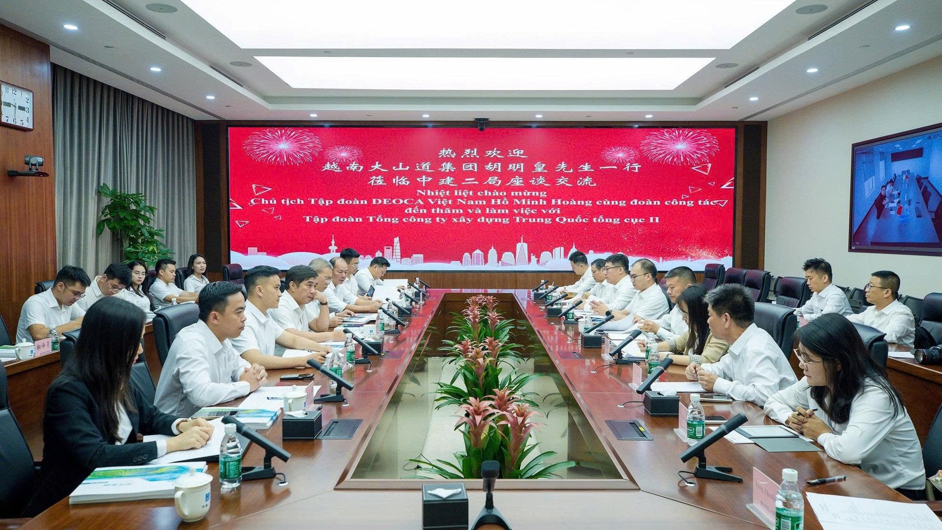 Tập đoàn Đèo Cả đã có chuyến khảo sát thực tế và học hỏi kinh nghiệm tại Trung Quốc. Tập đoàn Đèo Cả đã có chuyến khảo sát thực tế và học hỏi kinh nghiệm tại Trung Quốc.