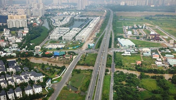UBND cấp tỉnh được chủ động phân bổ chỉ tiêu sử dụng đất. UBND cấp tỉnh được chủ động phân bổ chỉ tiêu sử dụng đất.