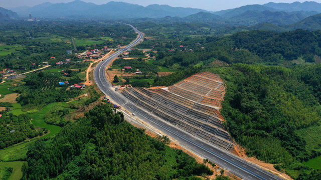 Cao tốc Sơn La - Điện Bi&ecirc;n c&oacute; tổng mức đầu tư gần 9.700 tỷ đồng. (Ảnh minh họa)