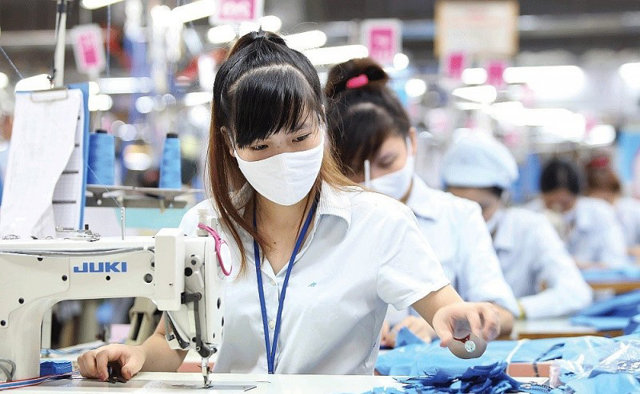 Dệt may là một trong những ngành nghề xuất khẩu thế mạnh của Việt Nam khi khai thác tốt lợi thế cạnh tranh của nền kinh tế.