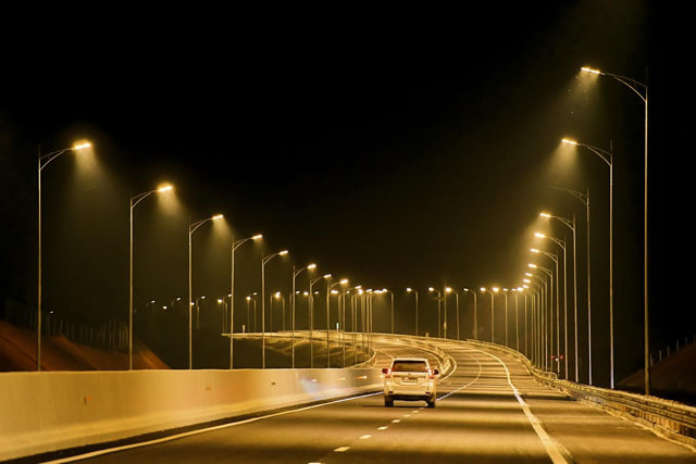 Sắp khánh thành cao tốc Sun Group đầu tư có hệ thống chiếu sáng hiện đại nhất Việt Nam - Ảnh 4