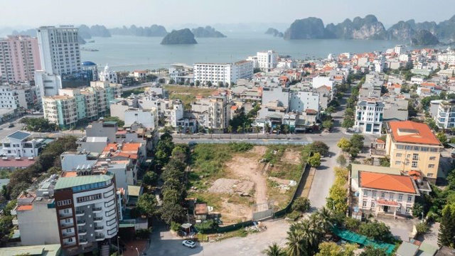 Tỉnh Quảng Ninh thu hồi quy hoạch dự &aacute;n 31 tầng tr&ecirc;n đất v&agrave;ng ở Hạ Long. &nbsp;