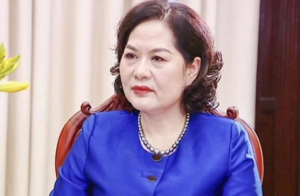 Thống đốc Nguyễn Thị Hồng.