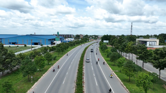 &nbsp; Hạ tầng ho&agrave;n thiện tạo động lực cho bất động sản T&acirc;n Uy&ecirc;n.