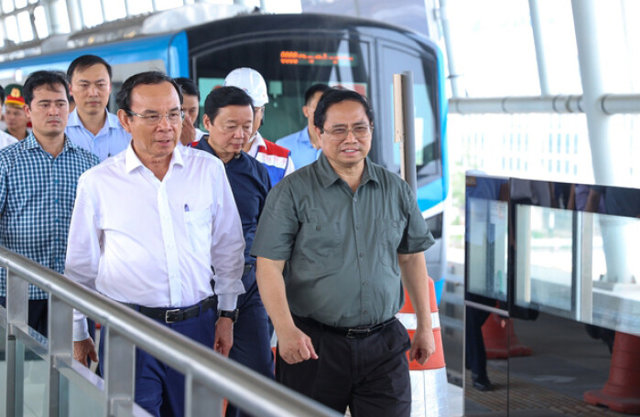 Thủ tướng tham dự chuyến chạy thử nghiệm tàu tuyến metro Bến Thành - Suối Tiên.