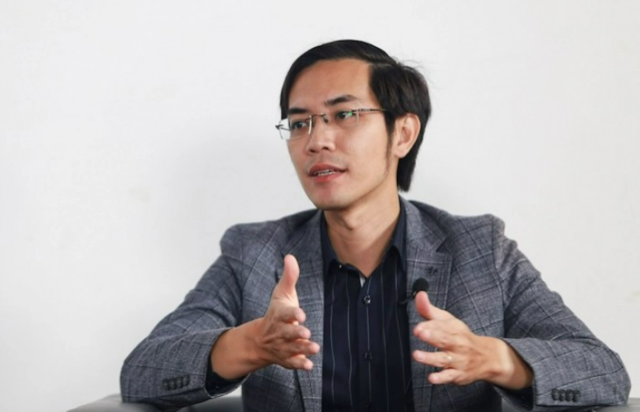 TS Nguyễn Hữu Huân - Trưởng bộ môn Tài chính, Trường Đại học Kinh tế TP. HCM.