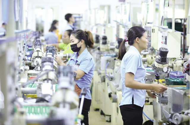 Vốn FDI tiếp tục chảy mạnh vào Việt Nam: Bất động sản dẫn đầu.