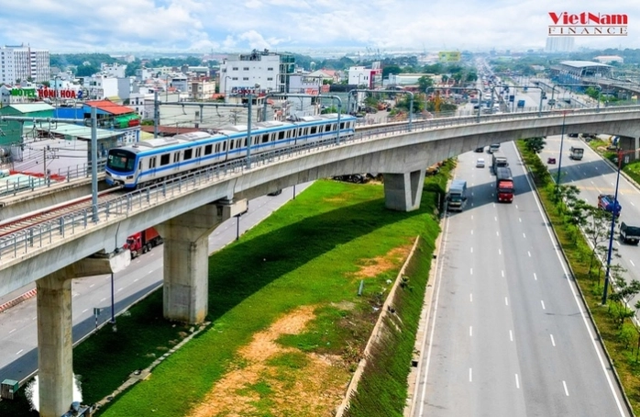 Tuyến metro số 1 Bến Thành - Suối Tiên tại TP. HCM lần thứ tư lùi thời gian đưa vào khai thác (ảnh VNF)