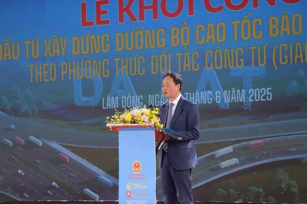 &Ocirc;ng Trần Hồng Th&aacute;i, Ph&oacute; B&iacute; thư Tỉnh uỷ, Chủ tịch UBND tỉnh L&acirc;m Đồng ph&aacute;t biểu tại sự kiện &nbsp;