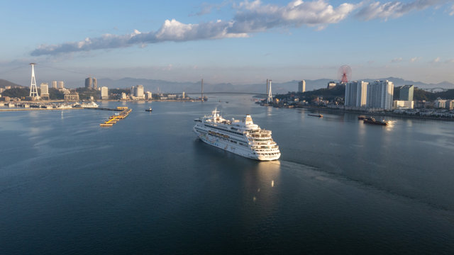 Cảng t&agrave;u kh&aacute;ch quốc tế Hạ Long nằm trong quần thể Sun Elite City, c&oacute; thể đ&oacute;n được c&aacute;c si&ecirc;u du thuyền tr&ecirc;n thế giới. Ảnh: AD &nbsp;