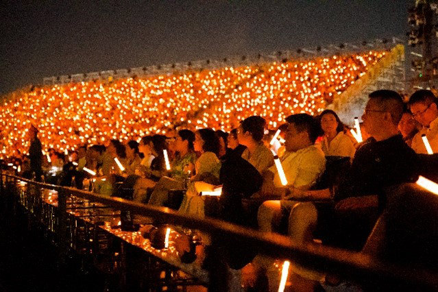 “V-Concert Rạng rỡ Việt Nam”: Khi hơn 2,5 vạn trái tim cùng hòa nhịp tại “thành phố sự kiện” mới của Thủ đô - Ảnh 8