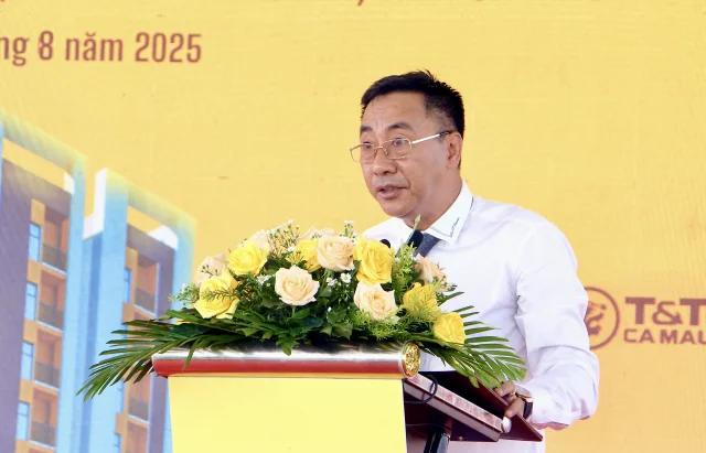 &Ocirc;ng Nguyễn Anh Tuấn, Ph&oacute; Tổng Gi&aacute;m đốc Tập đo&agrave;n T&amp;T Group ph&aacute;t biểu tại lễ khởi c&ocirc;ng &nbsp;
