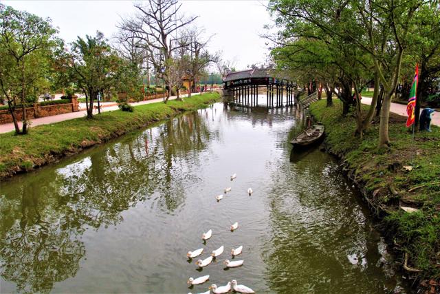 Cầu ng&oacute;i Thanh To&agrave;n - C&acirc;y cầu được xem l&agrave; cổ nhất tại Việt Nam. Ảnh: Đ&igrave;nh Hu&acirc;n &nbsp;