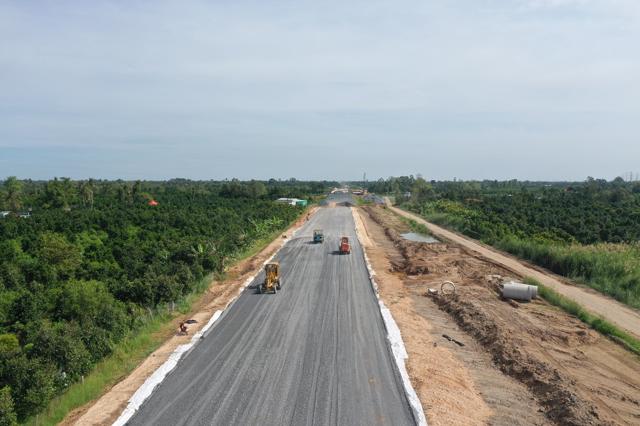 Tập đoàn Đèo Cả hiến kế xây dựng cao tốc Bắc – Nam qua tỉnh Bình Định - Ảnh 2