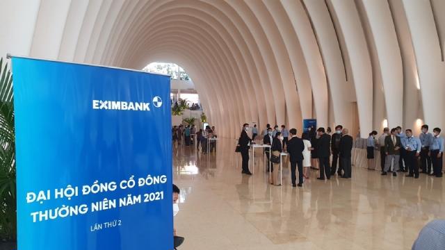 Eximbank tổ chức thành công ĐHĐCĐ, Ngân hàng Nhà nước yêu cầu bầu chủ tịch HĐQT trong 7 ngày - Ảnh 2