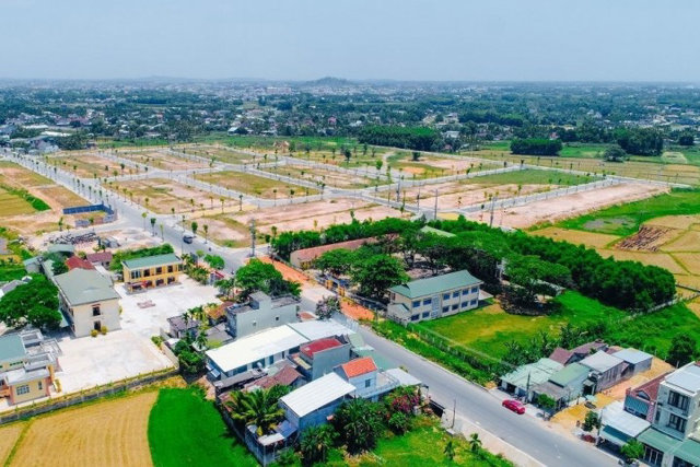 Hòa Bình sẽ đấu giá hơn 475 ha đất để làm loạt dự án trong năm 2022 - Ảnh 1