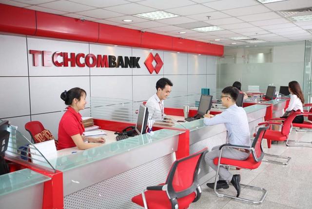 Tin ngân hàng nổi bật trong tuần: Techcombank đang 'ôm' lượng trái phiếu doanh nghiệp 'khủng'; Nhân viên tại Agribank thu nhập thấp nhất nhóm Big4 - Ảnh 2