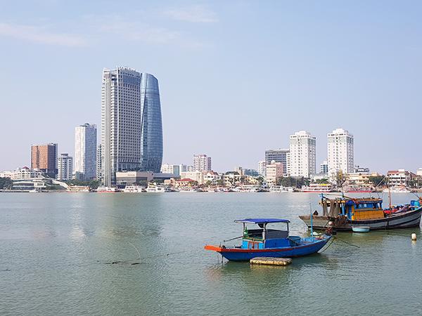 Đà Nẵng: Thu hút vốn đầu tư nước ngoài giảm mạnh so với cùng kỳ 2021 - Ảnh 1