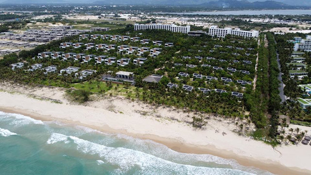 Dự &aacute;n JW Mariott Cam Ranh Bay Resort &amp; Spa c&oacute; nhiều c&ocirc;ng tr&igrave;nh x&acirc;y dựng sai ph&eacute;p.