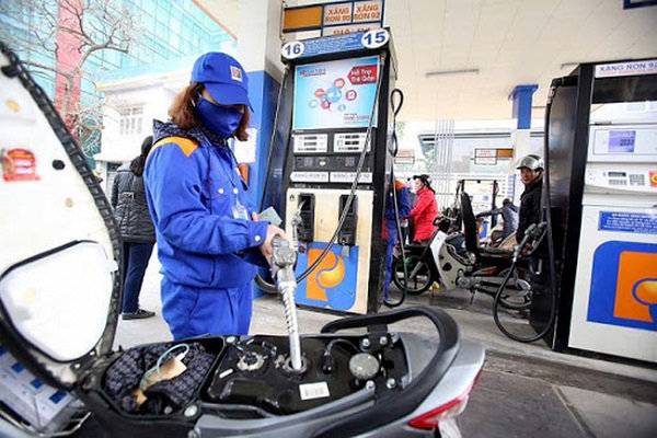 Giá xăng dầu giảm sốc, RON95-III xuống dưới 30.000 đồng/lít - Ảnh 1