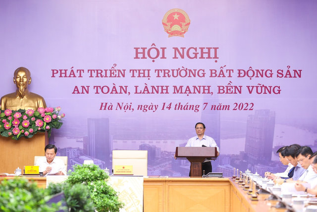 Thủ tướng Phạm Minh Ch&iacute;nh chủ tr&igrave; Hội Nghị ph&aacute;t triển thị trường bất động sản an to&agrave;n, l&agrave;nh mạnh, bền vững.