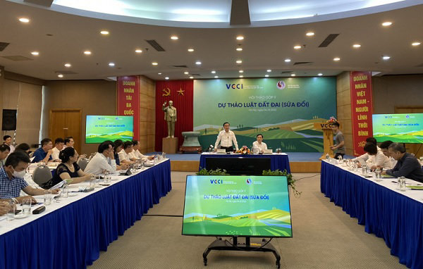 Bộ trưởng Trần Hồng Hà: Doanh nghiệp hết sức khó khăn, mệt mỏi về vấn đề đất đai - Ảnh 1