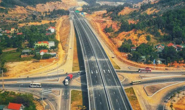Thủ tướng chỉ đạo đẩy nhanh tiến độ các dự án đường bộ cao tốc quan trọng quốc gia - Ảnh 1