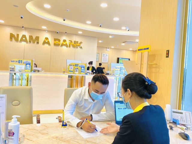 Nam A Bank báo lãi giảm trong quý 4/2022 - Ảnh 1