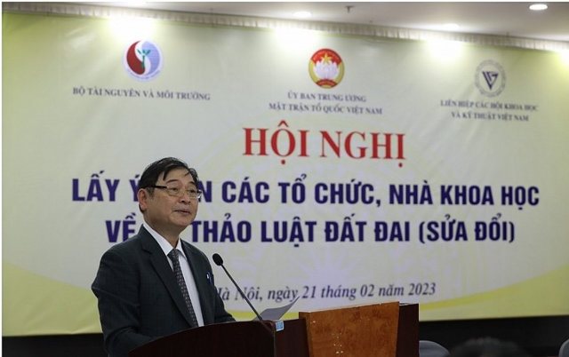 Chủ tịch LHHVN Phan Xu&acirc;n Dũng ph&aacute;t biểu khai mạc Hội nghị