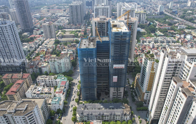 DLC Complex chậm tiến độ: Khách hàng 'đuối sức' vì vừa thuê nhà, vừa trả lãi ngân hàng - Ảnh 2