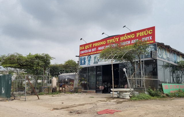 Long Biên: Dự án khu đô thị rộng 37ha bị biến tướng thành bãi xe, sân bóng - Ảnh 4