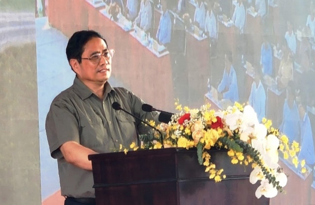 Thủ tướng phát lệnh thông xe cao tốc Phan Thiết - Dầu Giây và Mai Sơn - Quốc lộ 45 - Ảnh 1