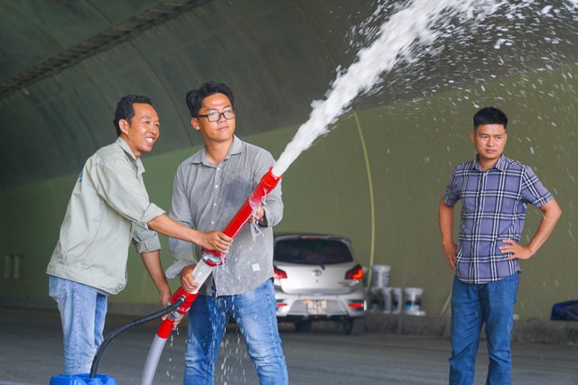 Diện mạo cao tốc Nha Trang – Cam Lâm hơn 7.600 tỷ trước ngày thông xe - Ảnh 5