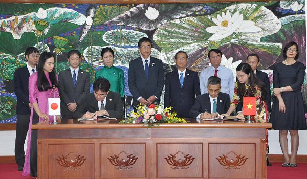 Việt Nam - Nhật Bản ký thỏa thuận vay vốn gần 61 tỷ yên - Ảnh 1