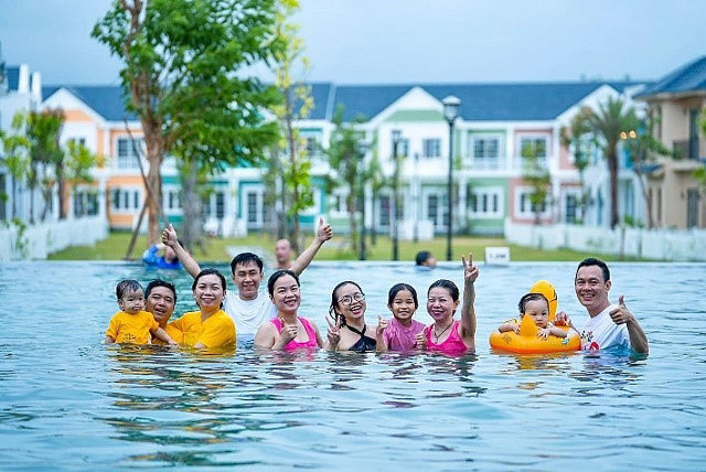 Kết nối nhanh với TP. HCM chỉ 2 tiếng qua cao tốc Dầu Gi&acirc;y &ndash; Phan Thiết, NovaWorld Phan Thiet đ&atilde; trở th&agrave;nh điểm đến &ldquo;b&ugrave;ng nổ&rdquo; trong dịp h&egrave; năm nay. &nbsp;