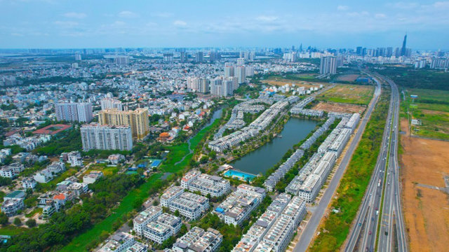 Gần 500 dự án bất động sản tại TP. Hồ Chí Minh và Hà Nội được giải quyết khó khăn vướng mắc - Ảnh 1