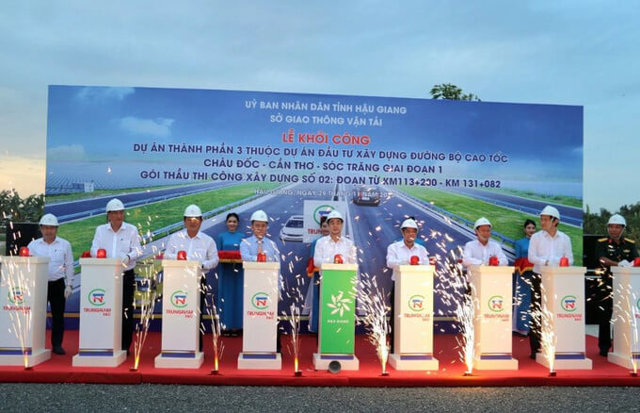 Khởi công xây dựng gói thầu số 2 dự án cao tốc Châu Đốc - Cần Thơ - Sóc Trăng gần 45.000 tỷ - Ảnh 1