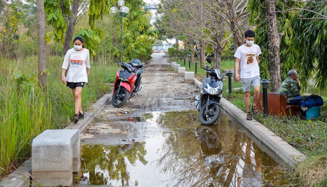 Nơi được mệnh danh là ‘lá phổi xanh’ của Thủ đô rơi vào cảnh hoang tàn, ô nhiễm - Ảnh 2