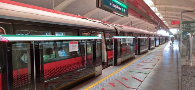 Hệ thống t&agrave;u điện ngầm tại Singapore sạch sẽ v&agrave; hiện đại nhất thế giới