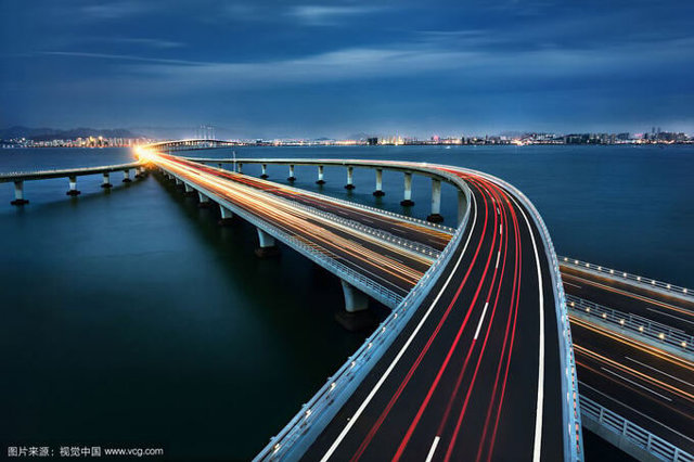 V&agrave;o cuối năm 2018, cầu n&agrave;y đ&atilde; bị cầu vượt biển Hong Kong - Macau - Chu Hải xổ đổ kỷ lục về chiều d&agrave;i cầu vượt biển